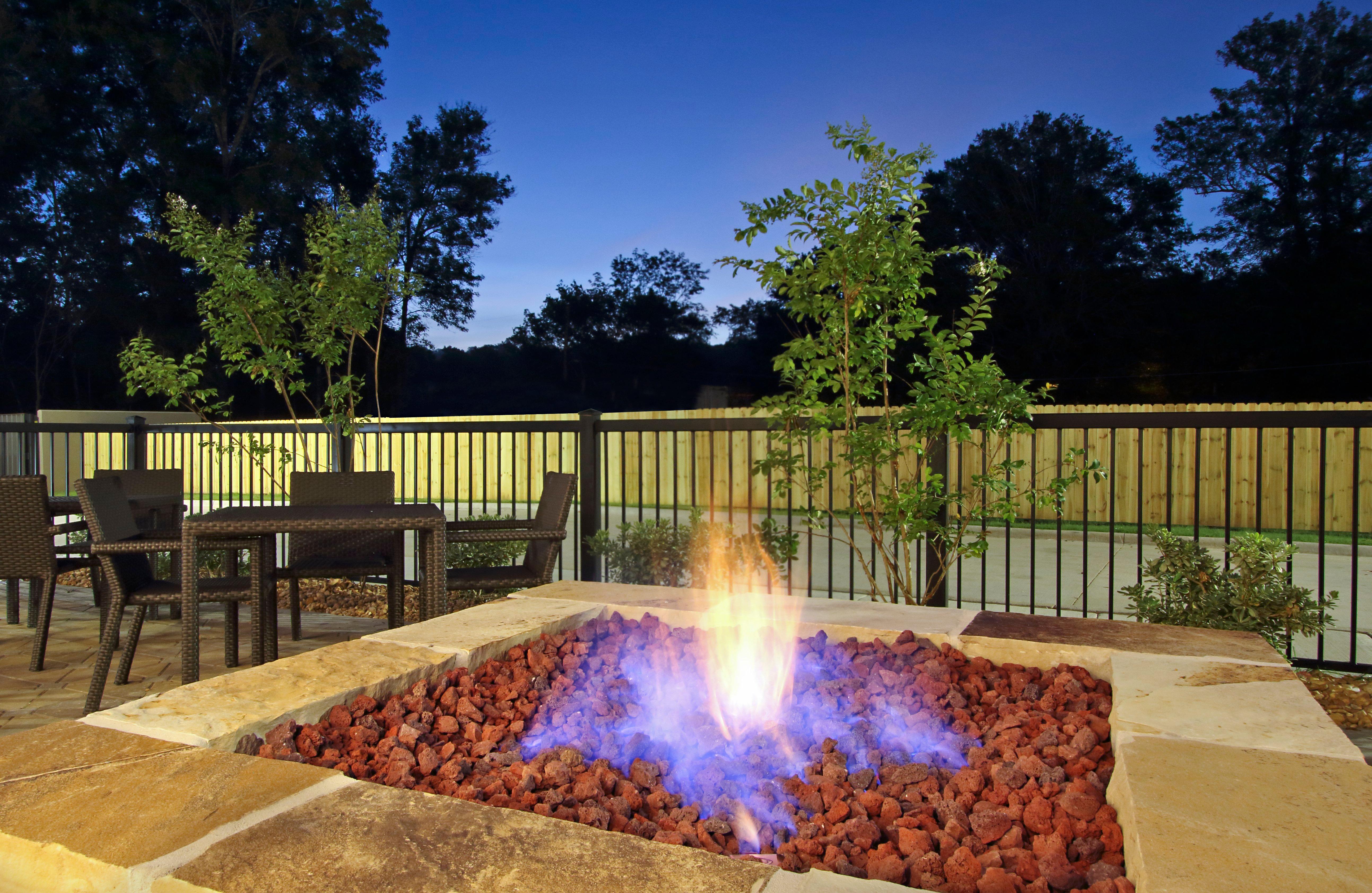 Holiday Inn Express & Suites Columbus North By Ihg Экстерьер фото